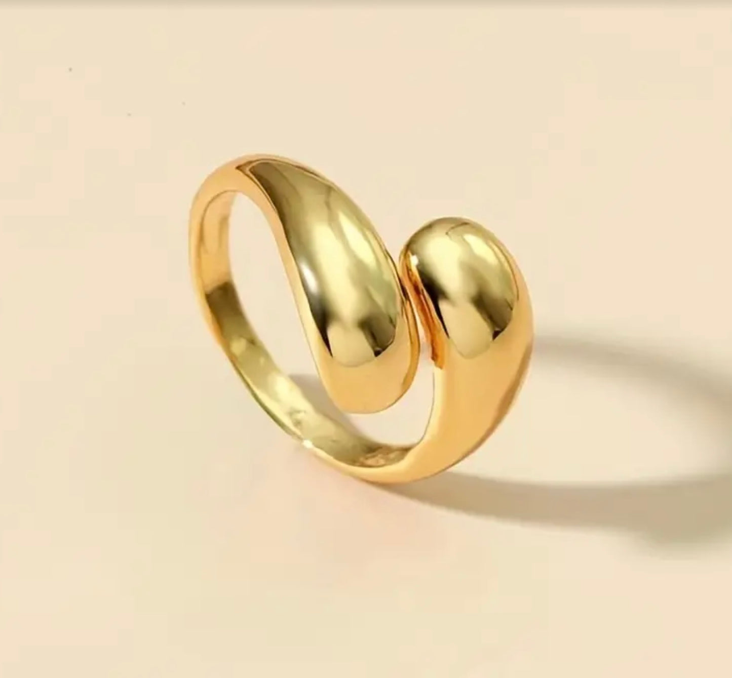 Drop Ring Gold