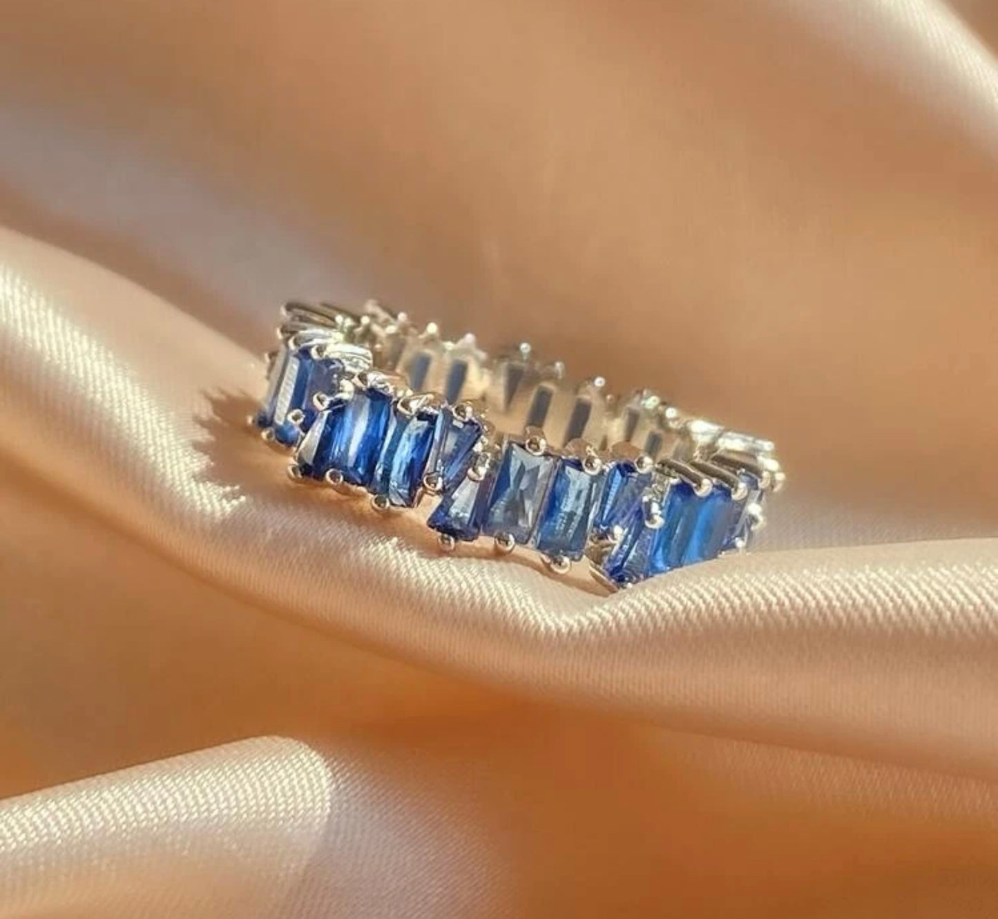 Blauer Zirkonia Ring