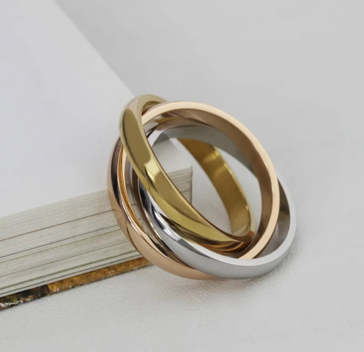 Xcartier Trinity Ring