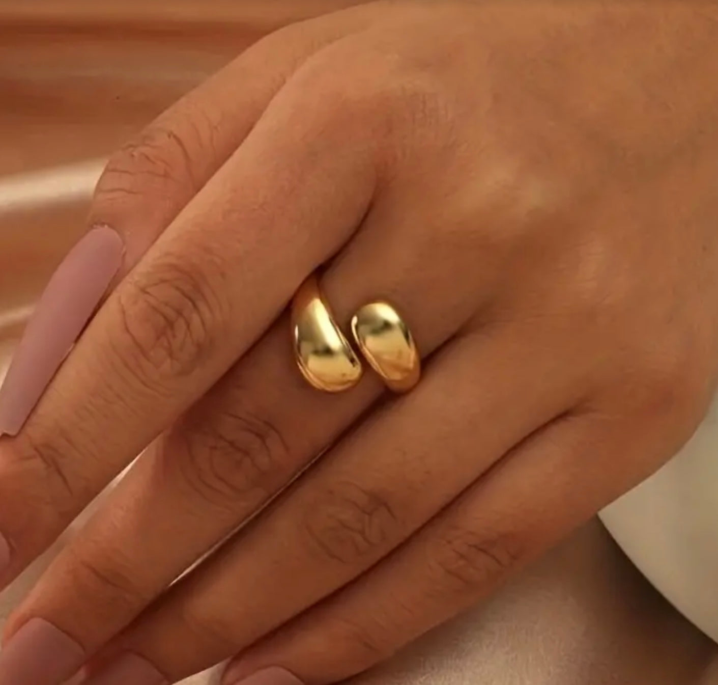 Drop Ring Gold